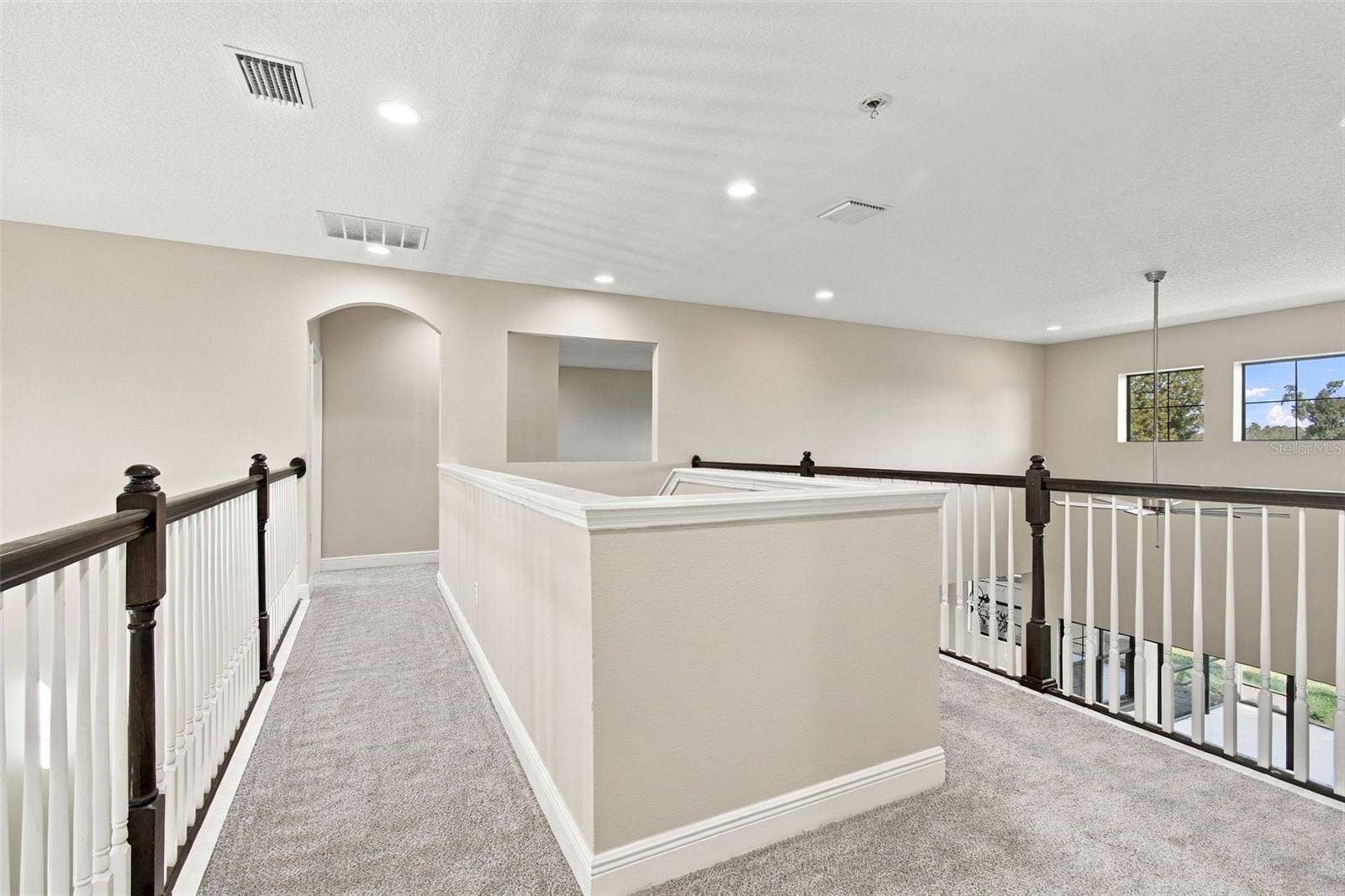 5830 WATERCOLOR DRIVE, Lithia, FL 33547 Catwalk