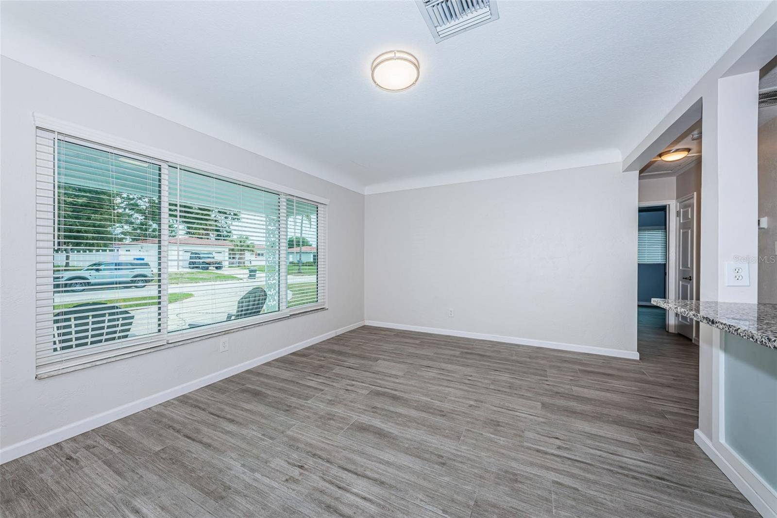 4460 33RD AVENUE N, St Petersburg, FL 33713