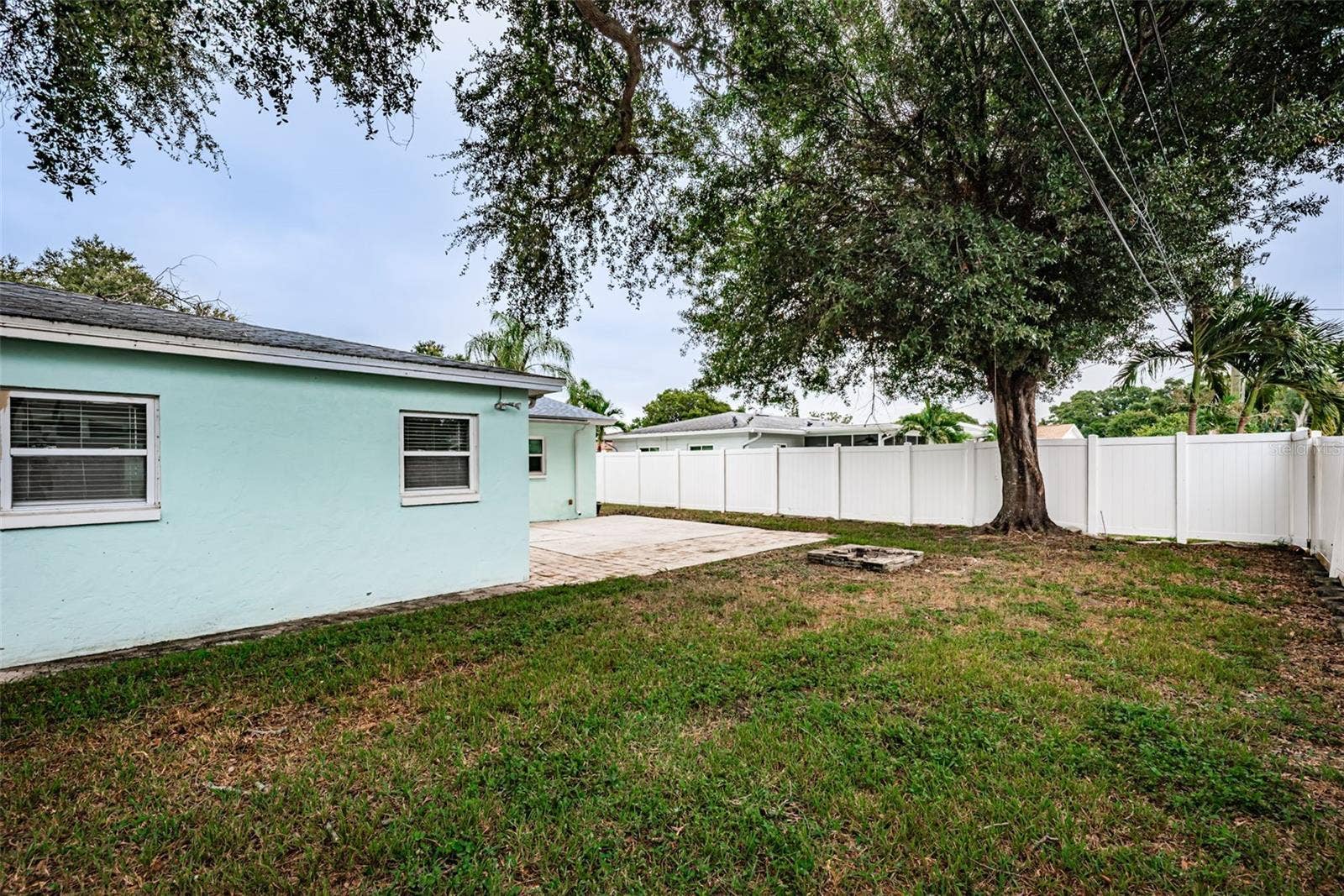 4460 33RD AVENUE N, St Petersburg, FL 33713