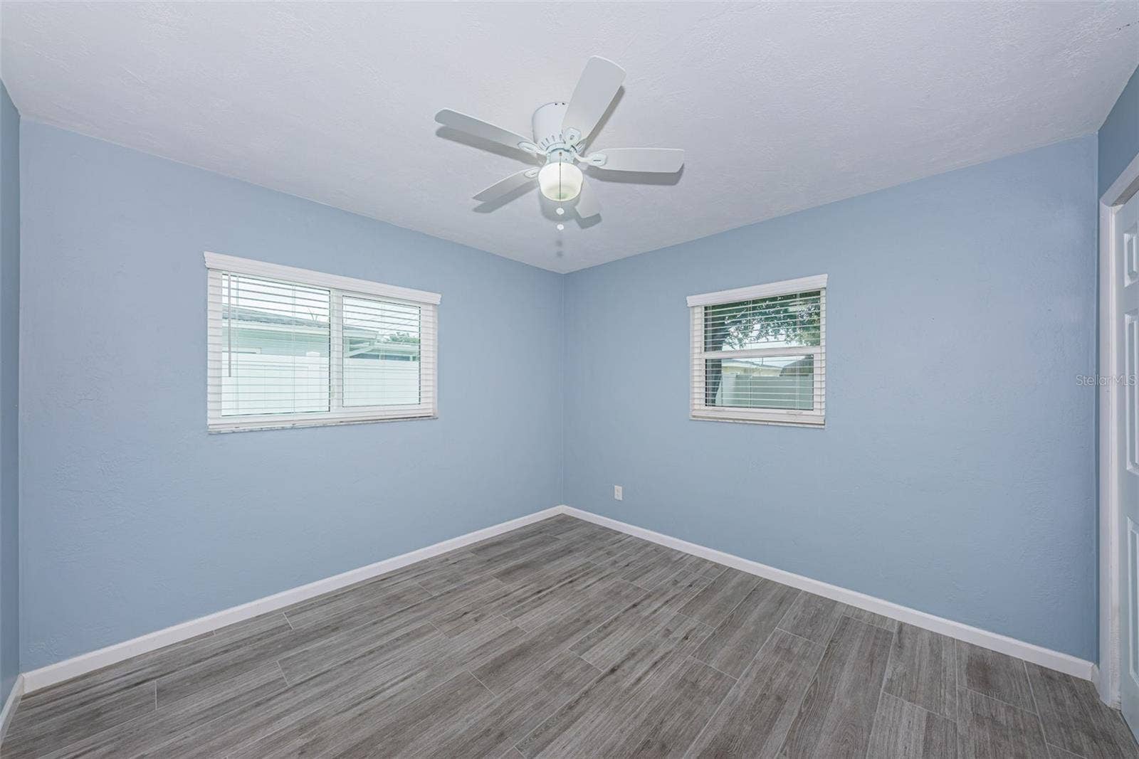4460 33RD AVENUE N, St Petersburg, FL 33713