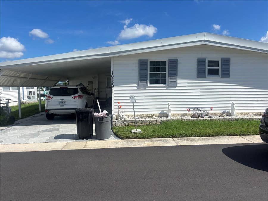 Property photo for 10229 S LAKE DRIVE, #171, Largo, FL