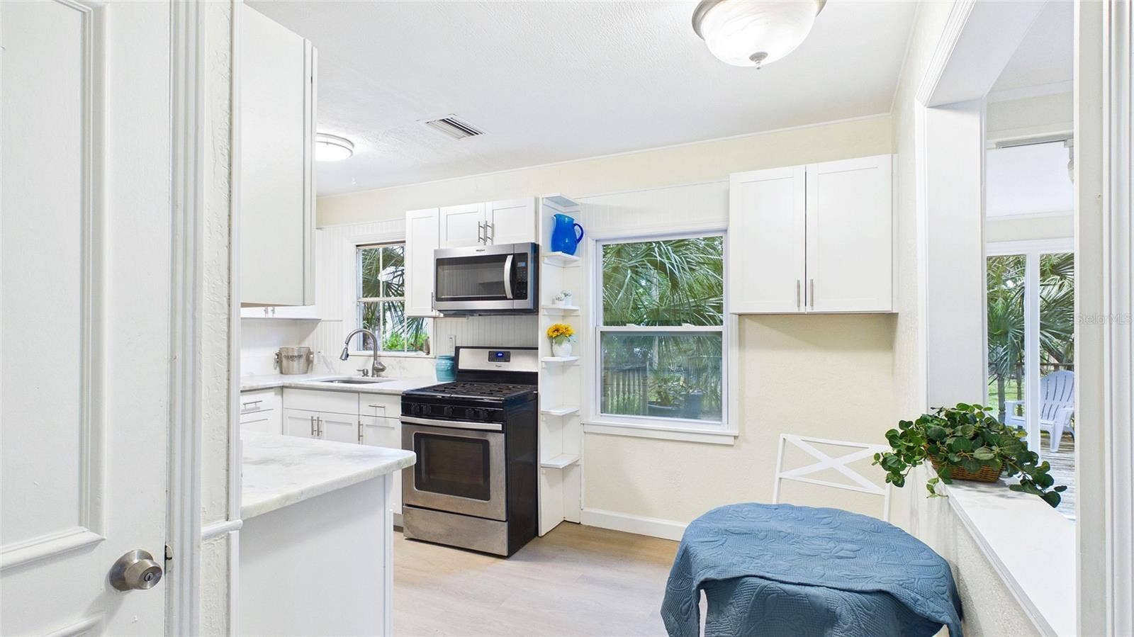 5879 27TH AVENUE S, Gulfport, FL 33707 5879 27TH AVENUE S, Gulfport, FL 33707