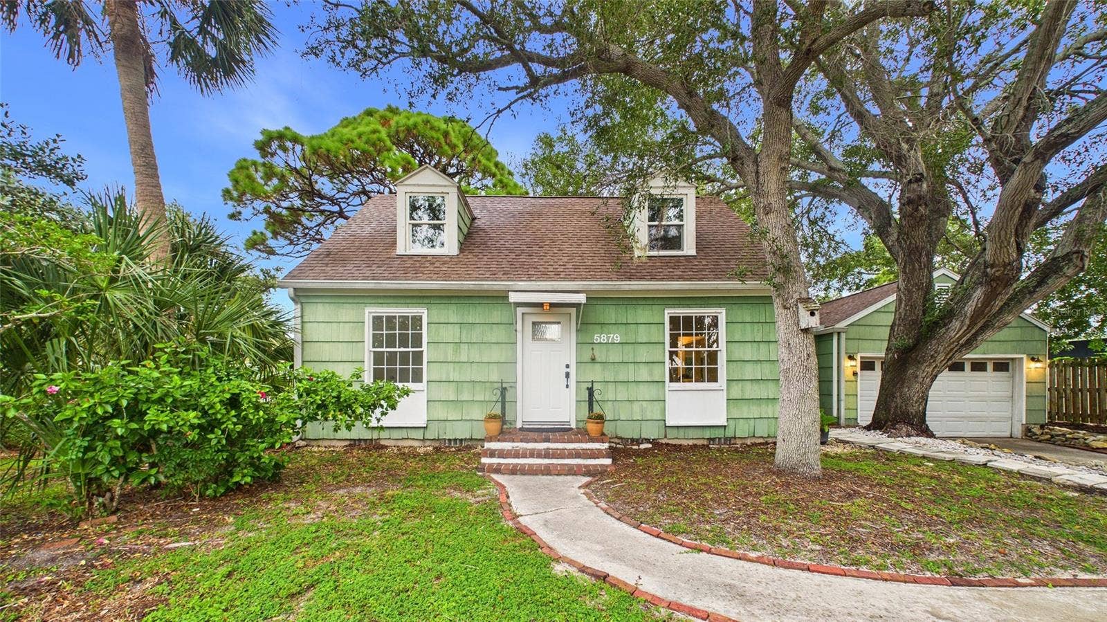 5879 27TH AVENUE S, Gulfport, FL 33707 5879 27TH AVENUE S, Gulfport, FL 33707