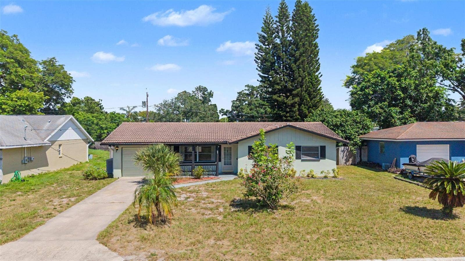 1073 KENWOOD DRIVE, Dunedin, FL 34698 1073 KENWOOD DRIVE, Dunedin, FL 34698
