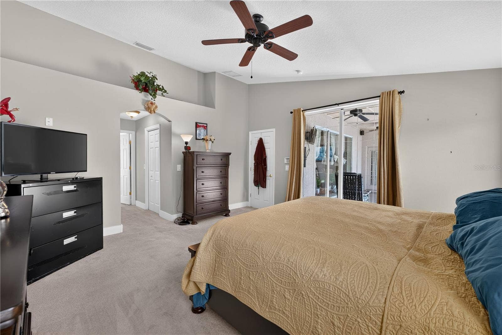 10160 WHISPER POINTE DRIVE, Tampa, FL 33647