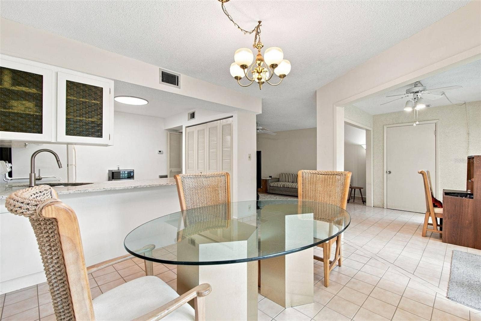 1655 S HIGHLAND AVENUE, #B110, Clearwater, FL 33756 1655 S HIGHLAND AVENUE, #B110, Clearwater, FL 33756