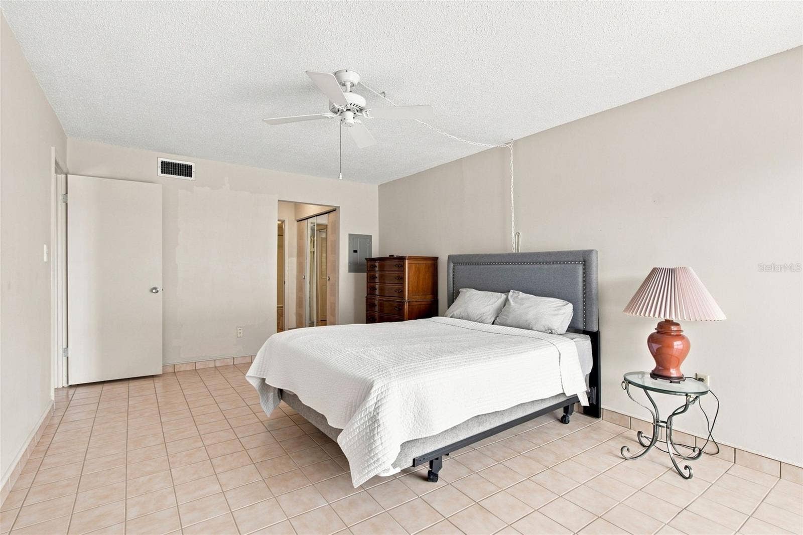 1655 S HIGHLAND AVENUE, #B110, Clearwater, FL 33756 1655 S HIGHLAND AVENUE, #B110, Clearwater, FL 33756