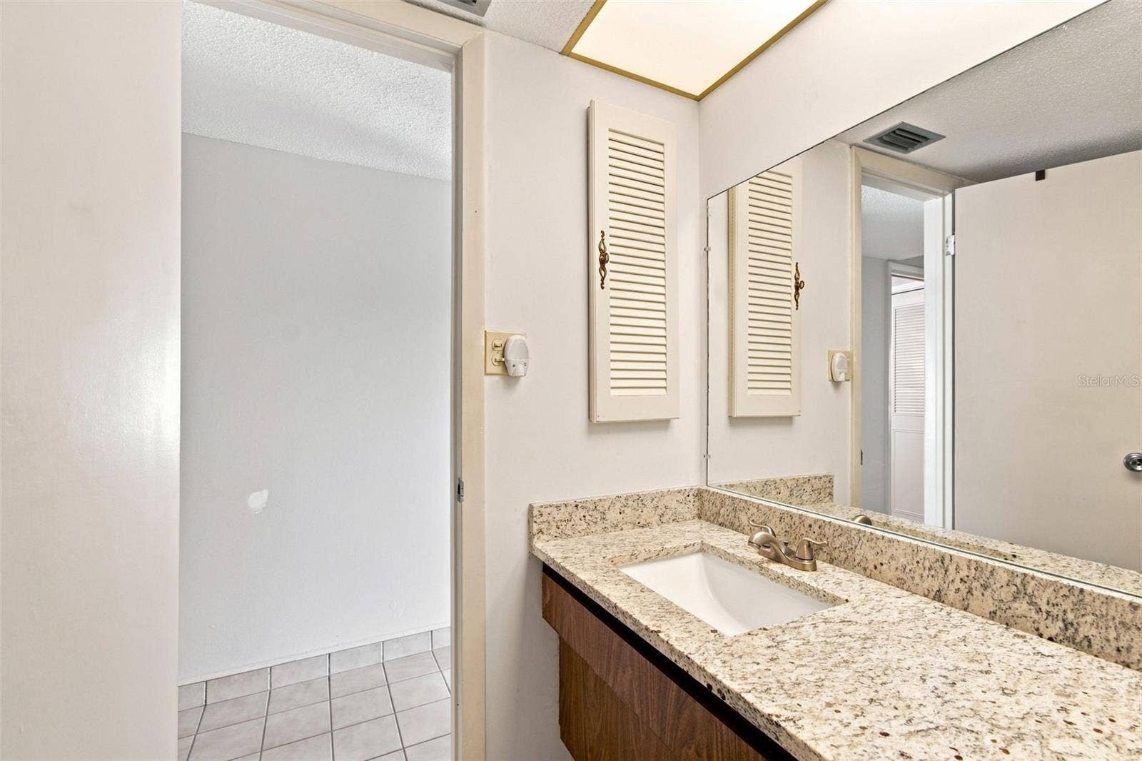 1655 S HIGHLAND AVENUE, #B110, Clearwater, FL 33756 1655 S HIGHLAND AVENUE, #B110, Clearwater, FL 33756