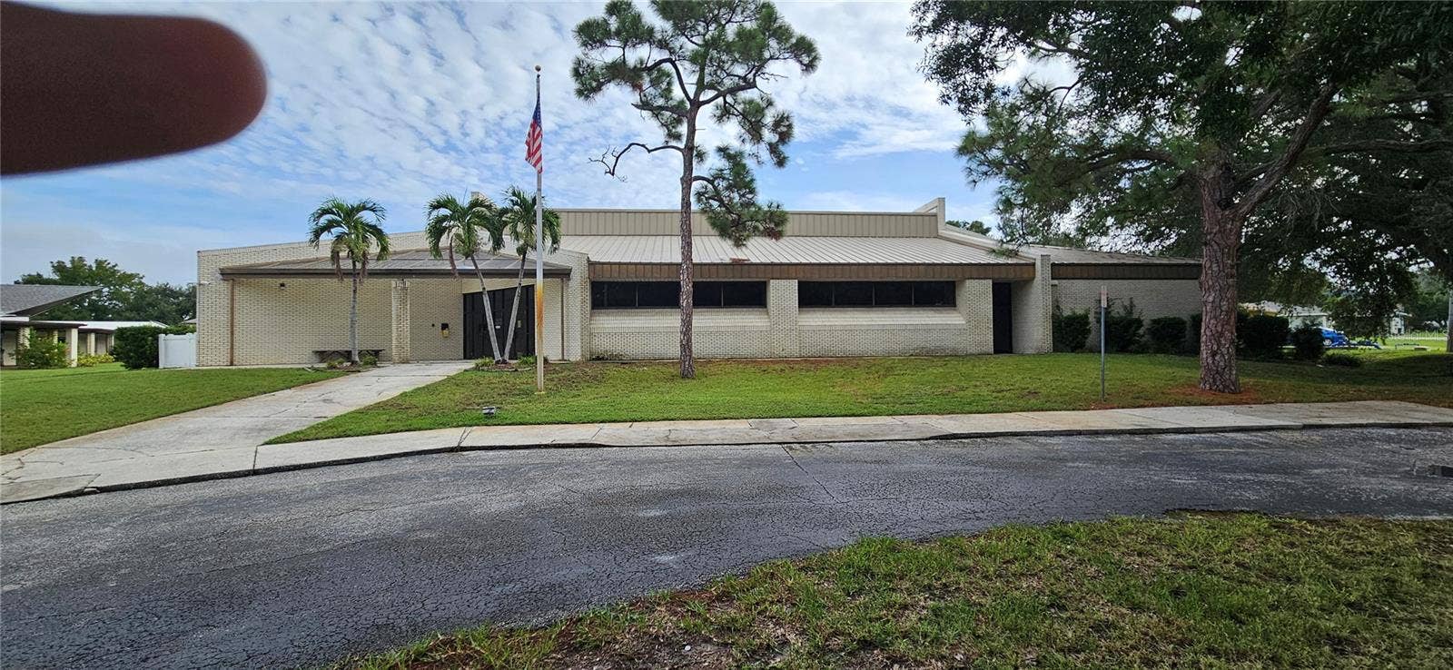 11501 WALKER AVENUE, Seminole, FL 33772 11501 WALKER AVENUE, Seminole, FL 33772