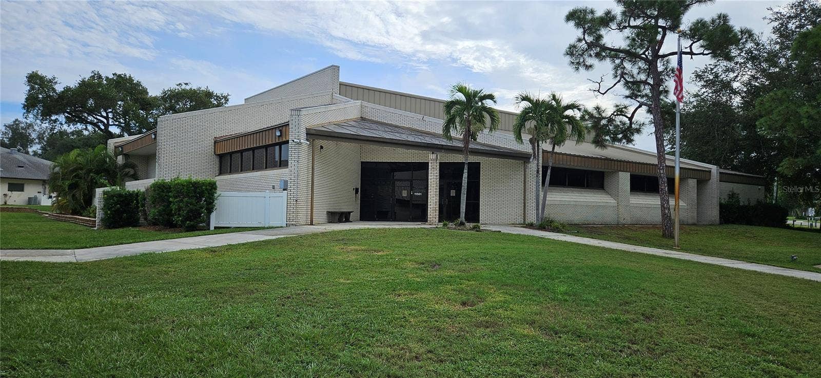 11501 WALKER AVENUE, Seminole, FL 33772 11501 WALKER AVENUE, Seminole, FL 33772