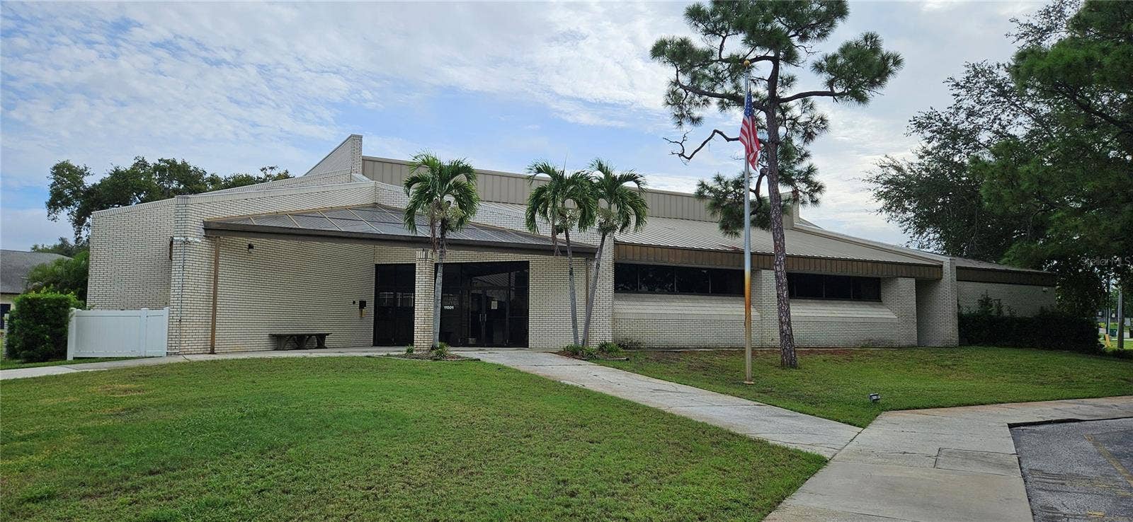 11501 WALKER AVENUE, Seminole, FL 33772 11501 WALKER AVENUE, Seminole, FL 33772
