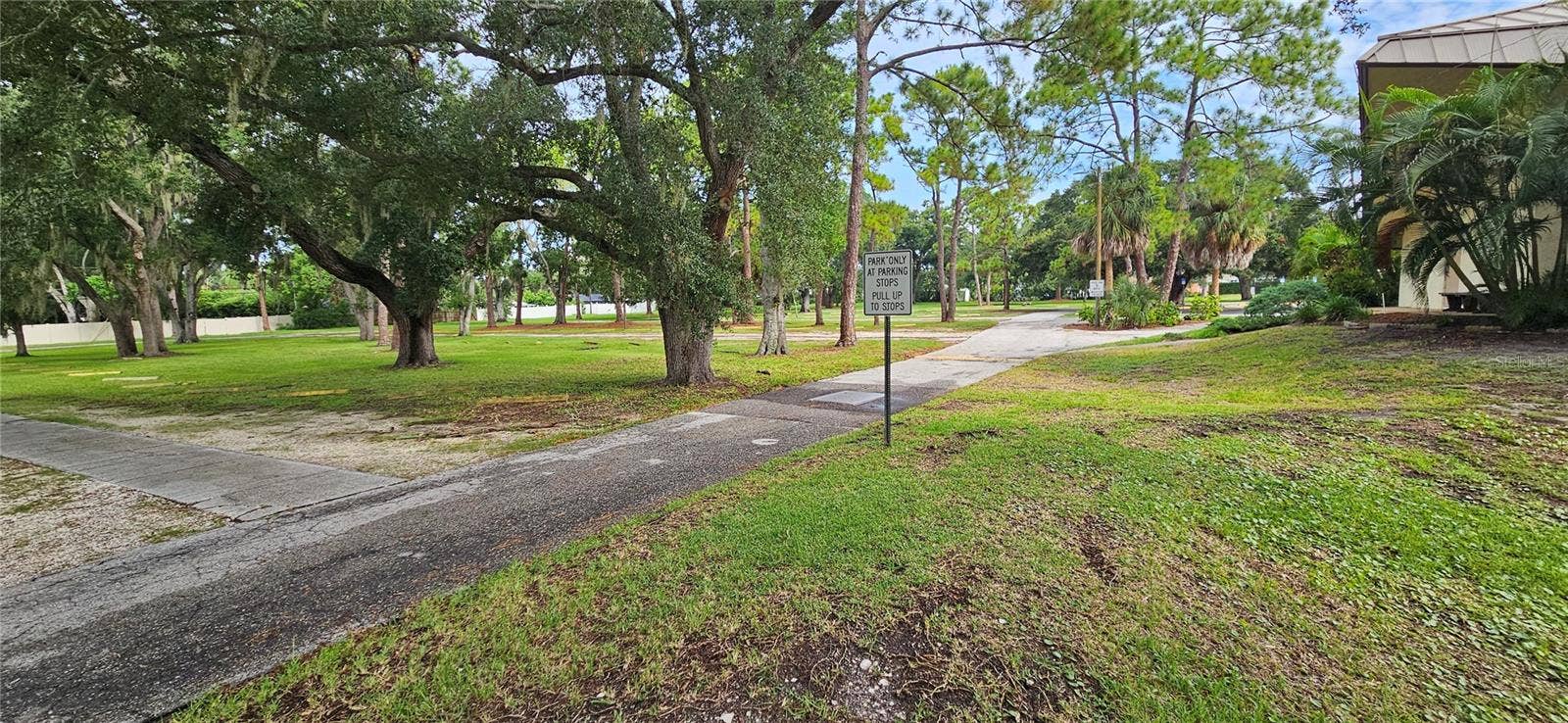 11501 WALKER AVENUE, Seminole, FL 33772 11501 WALKER AVENUE, Seminole, FL 33772