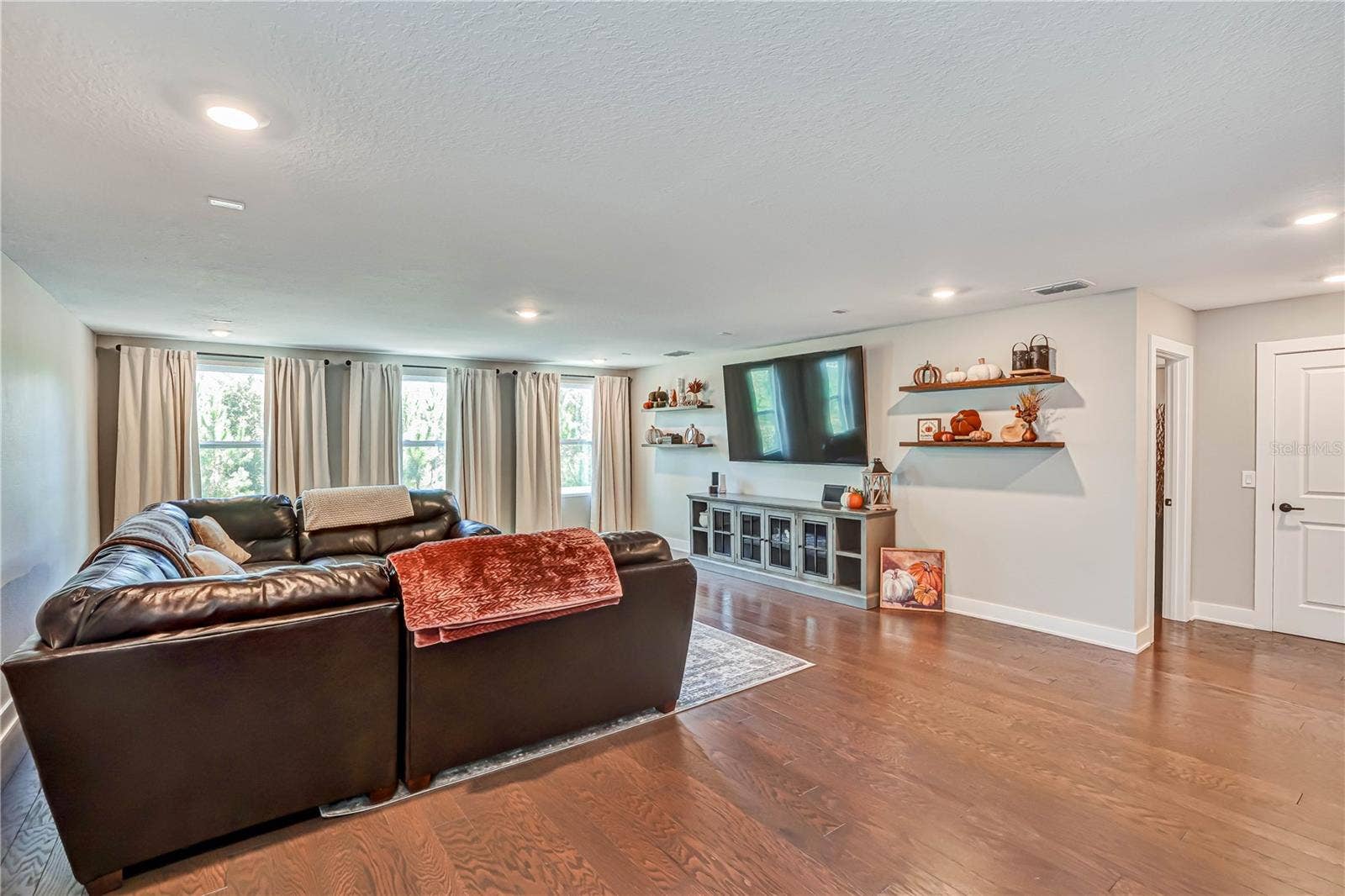 2210 GOLD DUST DRIVE, Minneola, FL 34715 2210 GOLD DUST DRIVE, Minneola, FL 34715