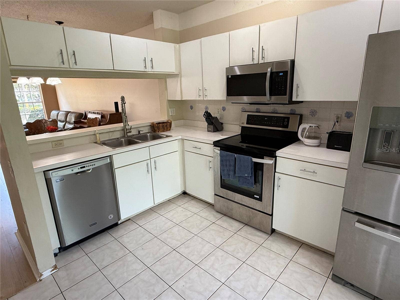 30035 GRANDA HILLS COURT, Wesley Chapel, FL 33543 30035 GRANDA HILLS COURT, Wesley Chapel, FL 33543