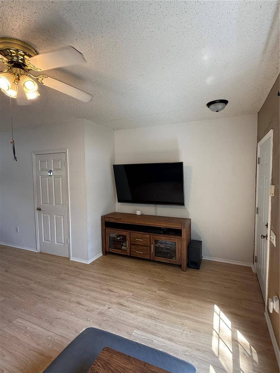 30035 GRANDA HILLS COURT, Wesley Chapel, FL 33543 30035 GRANDA HILLS COURT, Wesley Chapel, FL 33543