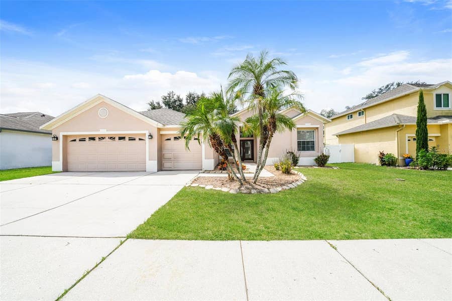 Property photo for 4320 BALINGTON DRIVE, Valrico, FL