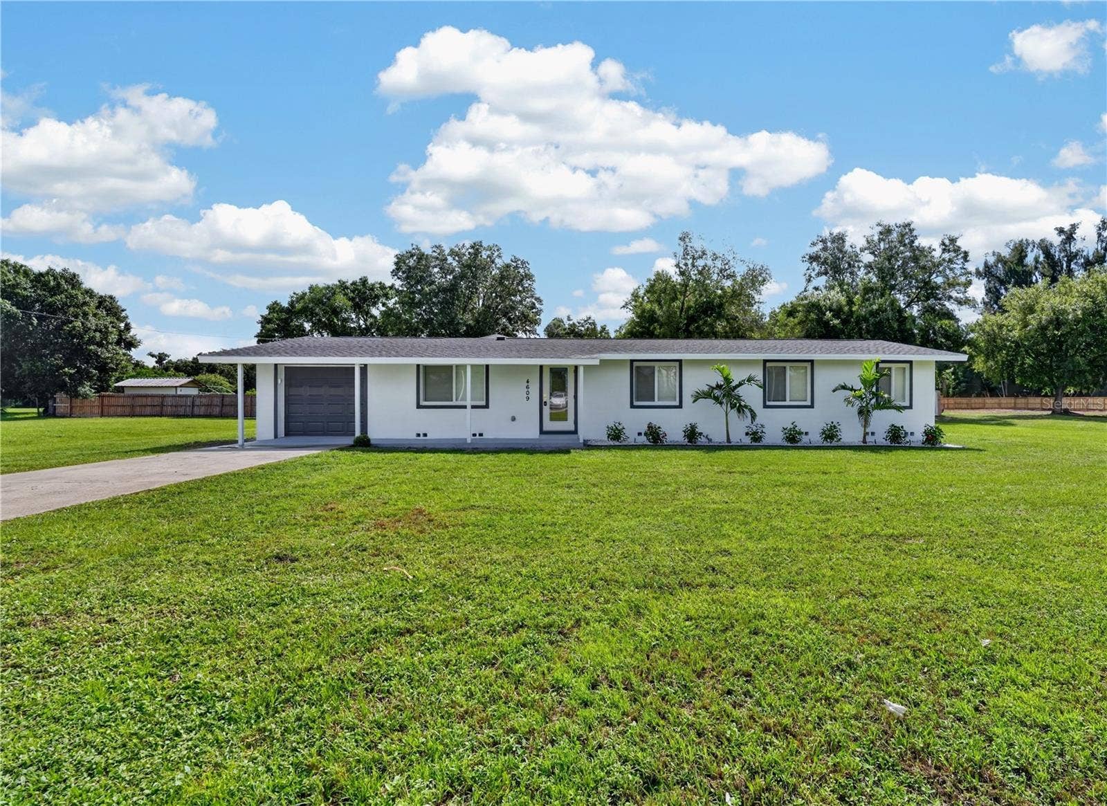 4609 60TH STREET E, Bradenton, FL 34203 4609 60TH STREET E, Bradenton, FL 34203