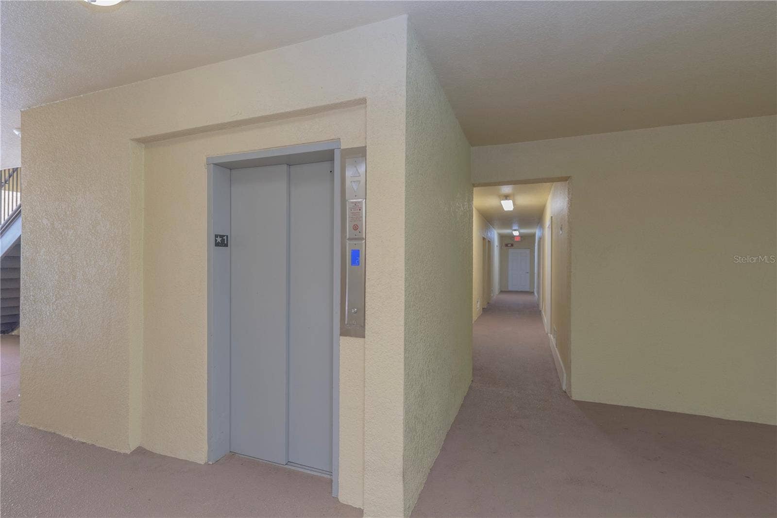 5065 ROYAL PALMS WAY, #303, New Port Richey, FL 34652 This building has an elevator!