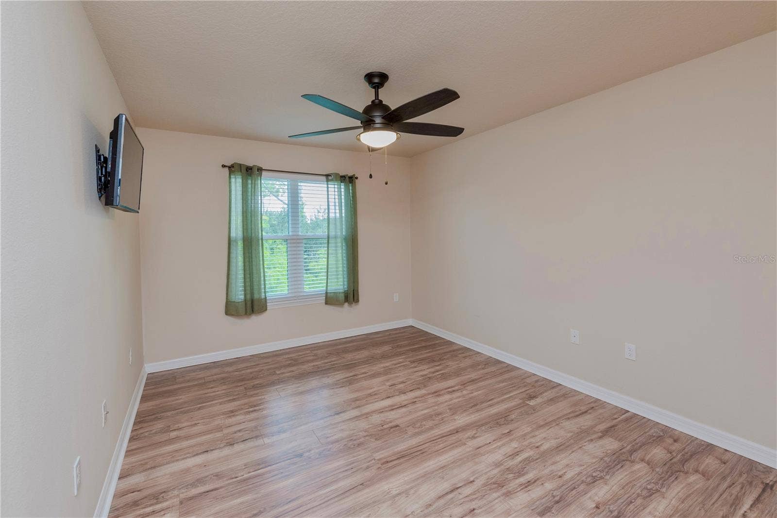 5065 ROYAL PALMS WAY, #303, New Port Richey, FL 34652 Bedroom 2.