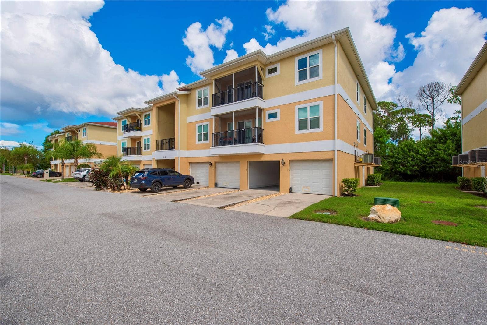 5065 ROYAL PALMS WAY, #303, New Port Richey, FL 34652 Welcome home to Regency Palms, Unit 303!