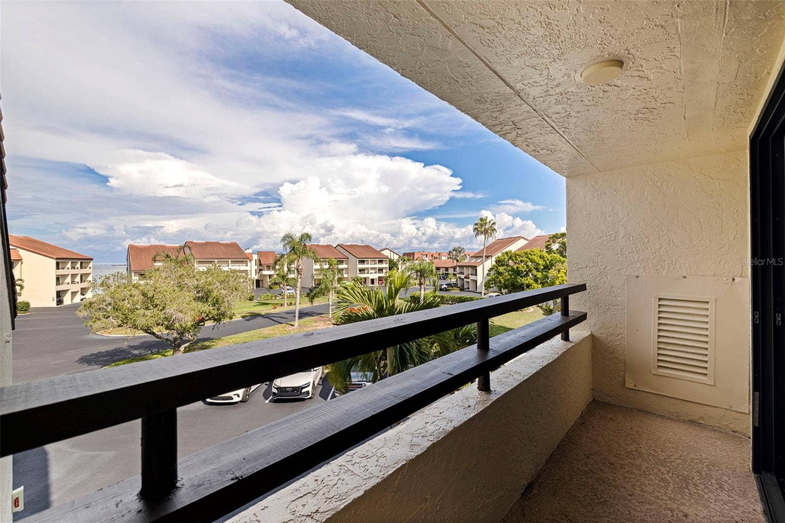 Guest Bedroom Balcony