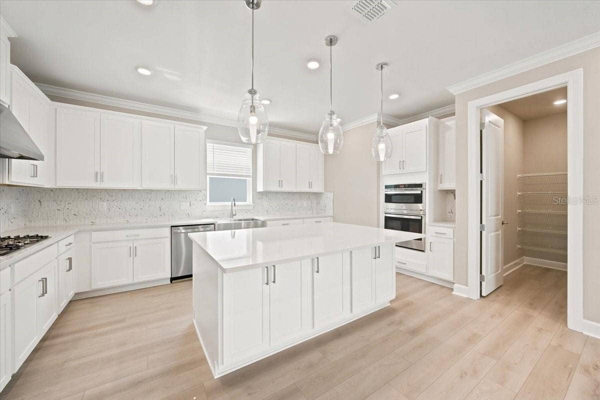 7727 CASPIAN, Palmetto, FL 34221 7727 CASPIAN, Palmetto, FL 34221