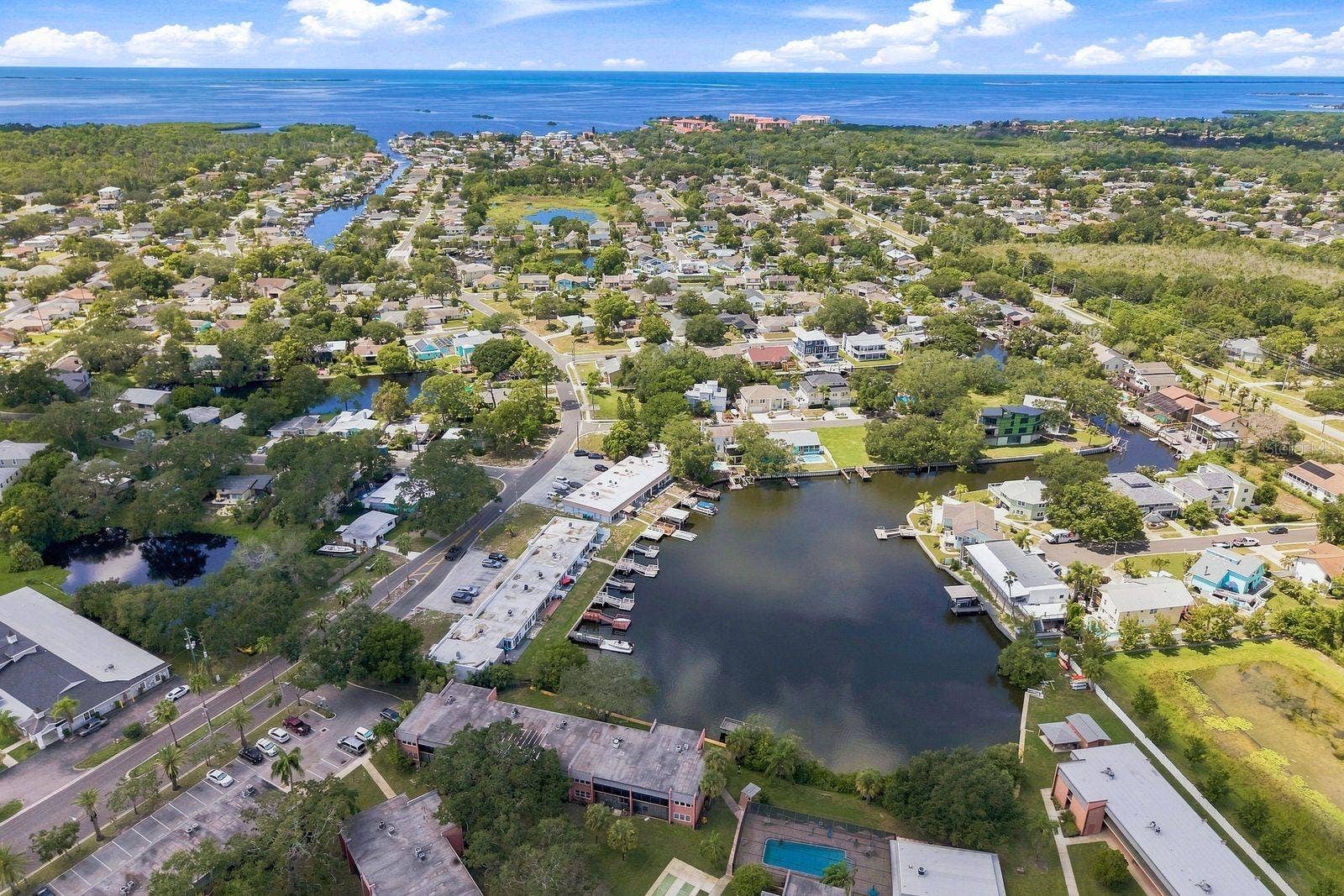 593 WESTWINDS DRIVE, #593, Palm Harbor, FL 34683