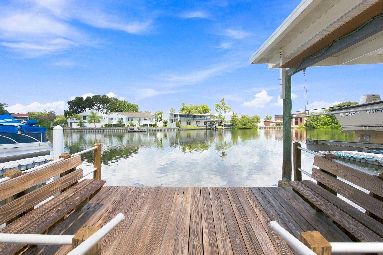 593 WESTWINDS DRIVE, #593, Palm Harbor, FL 34683