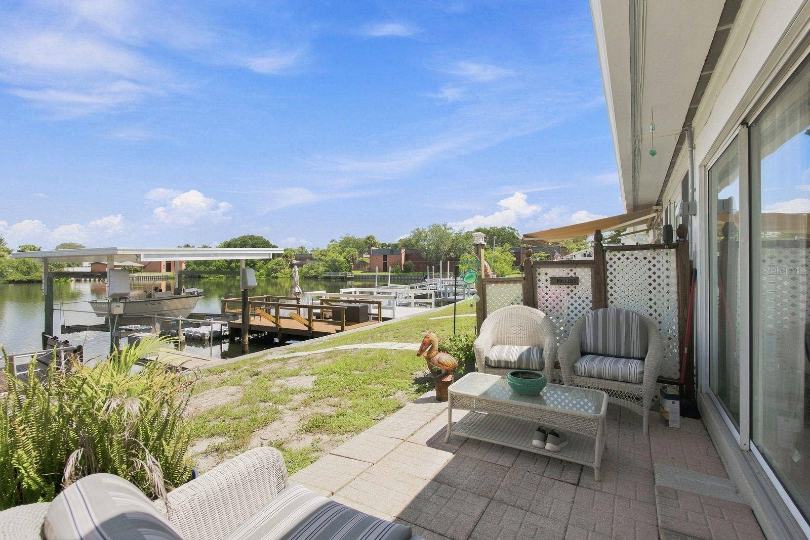 593 WESTWINDS DRIVE, #593, Palm Harbor, FL 34683