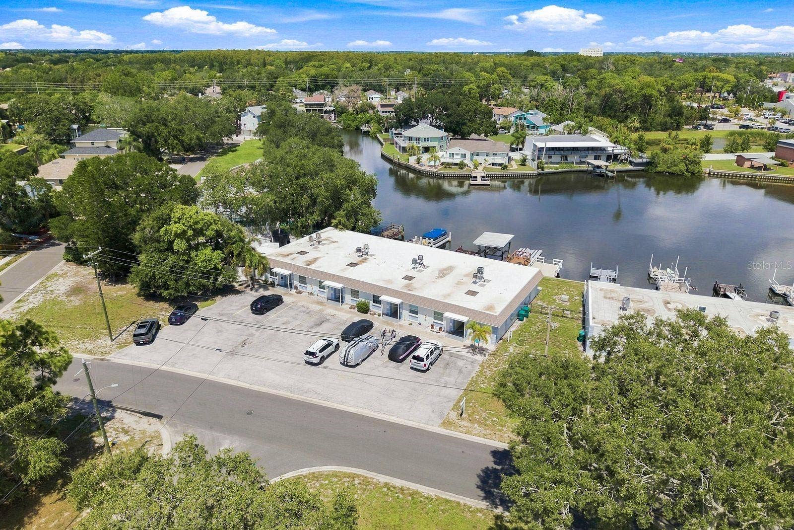 593 WESTWINDS DRIVE, #593, Palm Harbor, FL 34683