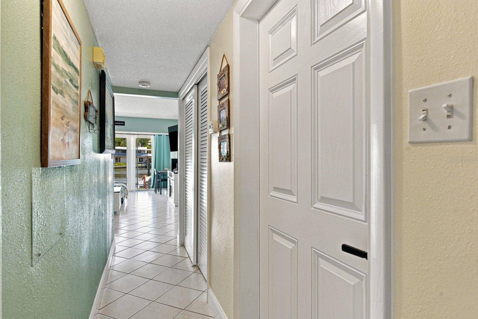 593 WESTWINDS DRIVE, #593, Palm Harbor, FL 34683