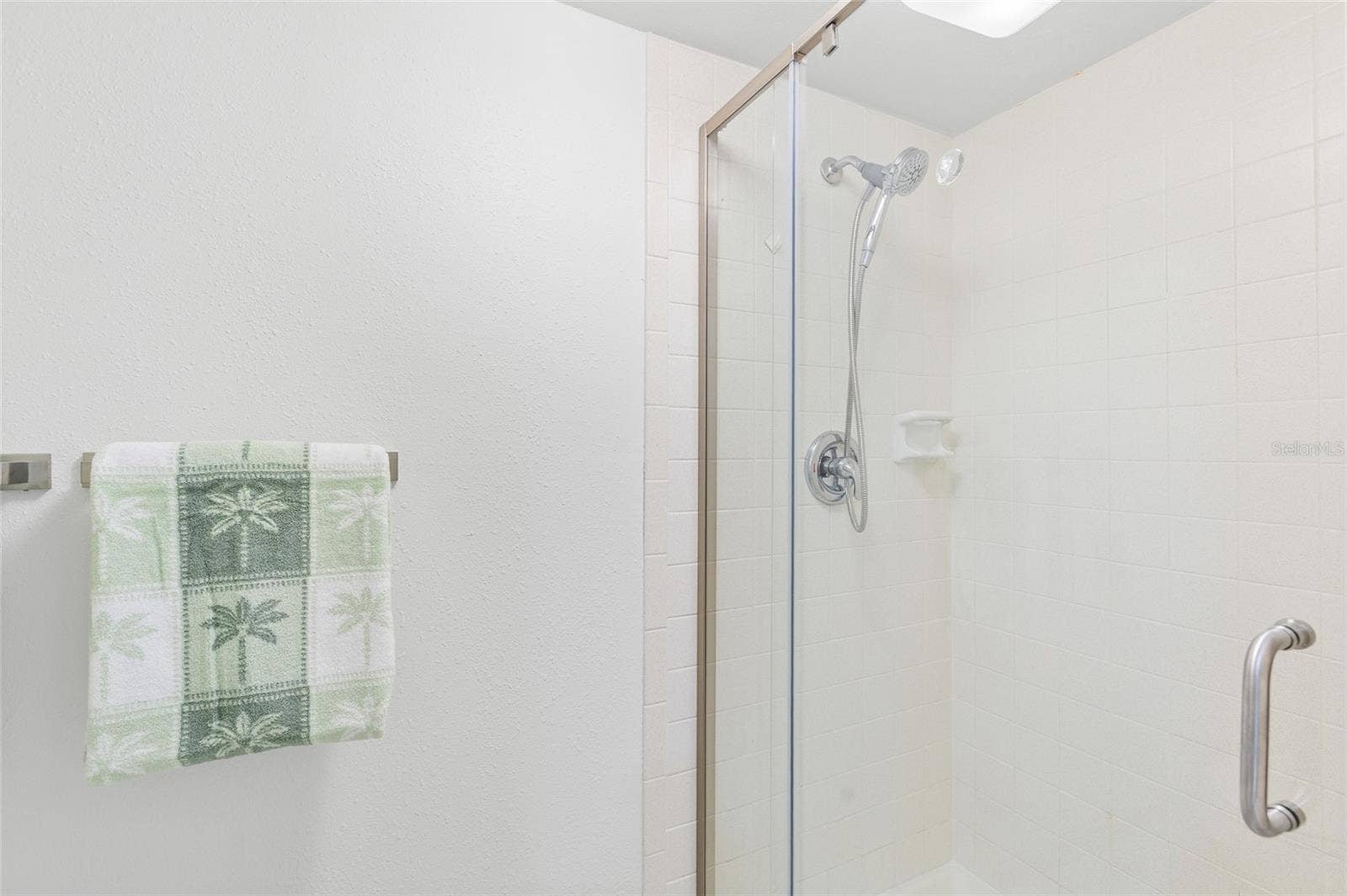 13626 GREENFIELD DRIVE, #109, Tampa, FL 33618 Primary Suite