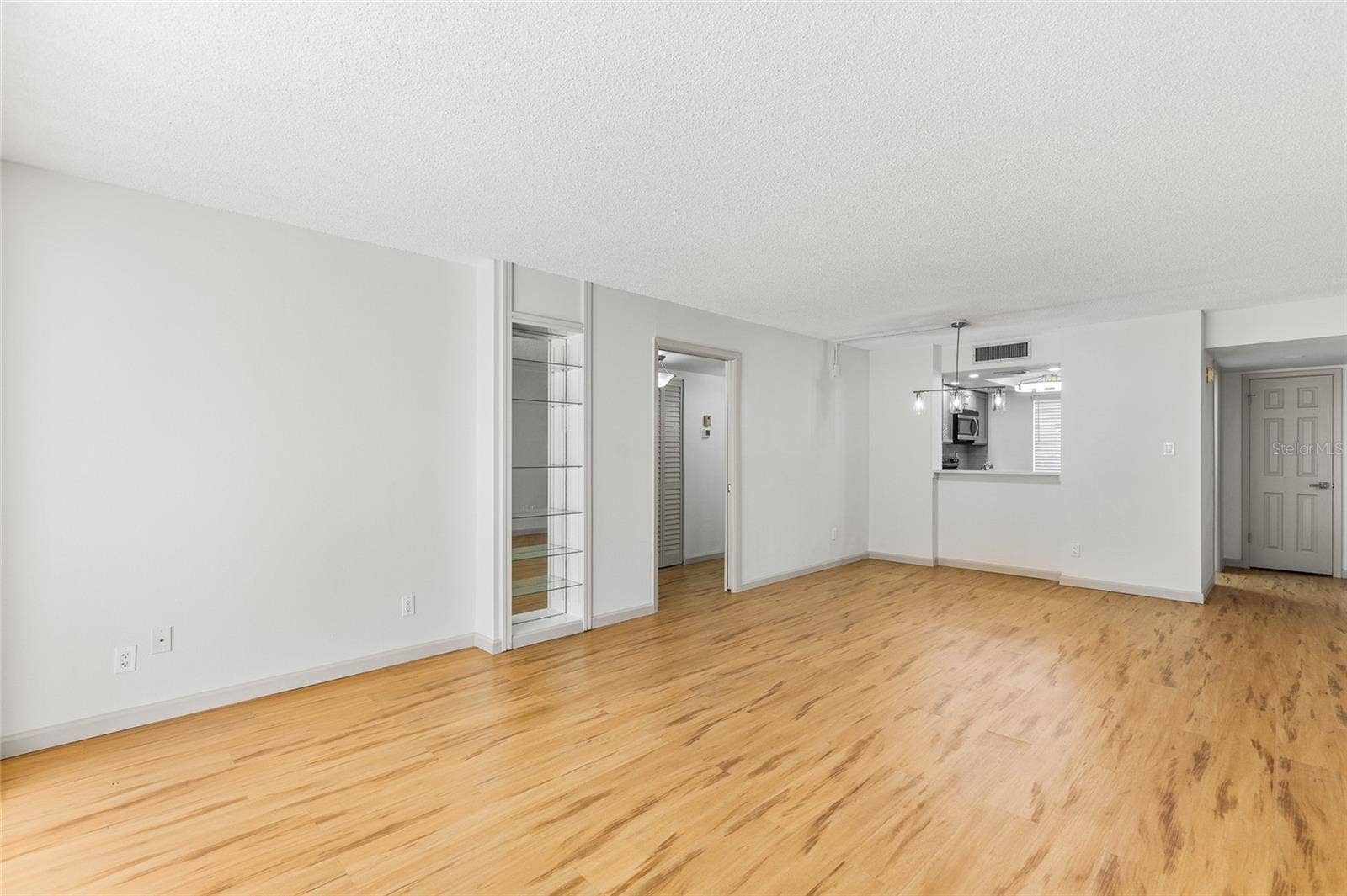 13626 GREENFIELD DRIVE, #109, Tampa, FL 33618 Great Room