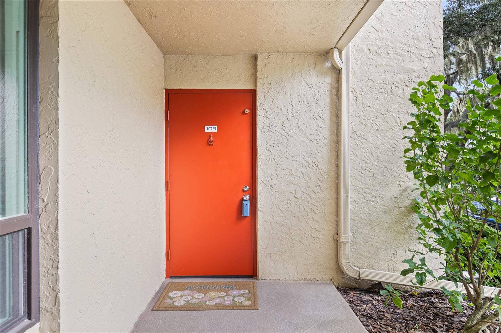 13626 GREENFIELD DRIVE, #109, Tampa, FL 33618 Unit Entry