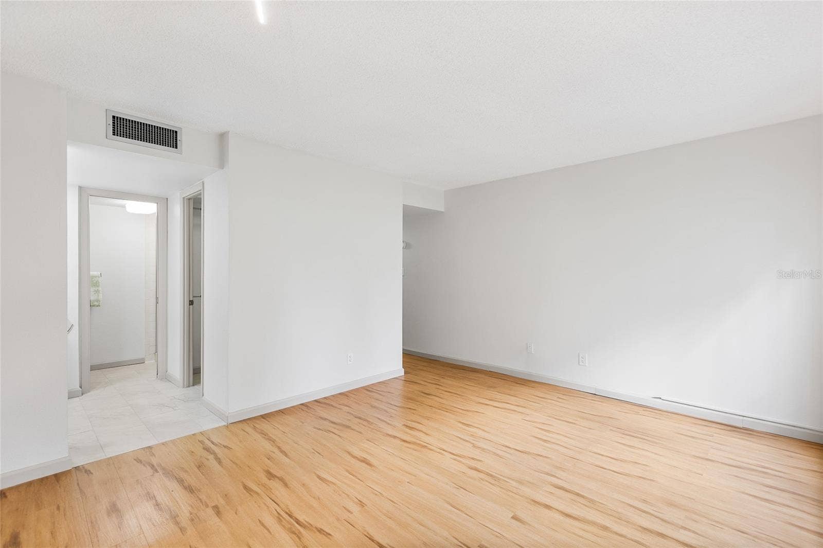 13626 GREENFIELD DRIVE, #109, Tampa, FL 33618 Primary Suite