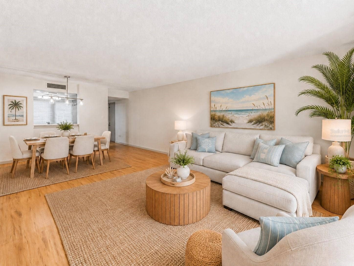 13626 GREENFIELD DRIVE, #109, Tampa, FL 33618 Virtually staged Great Room