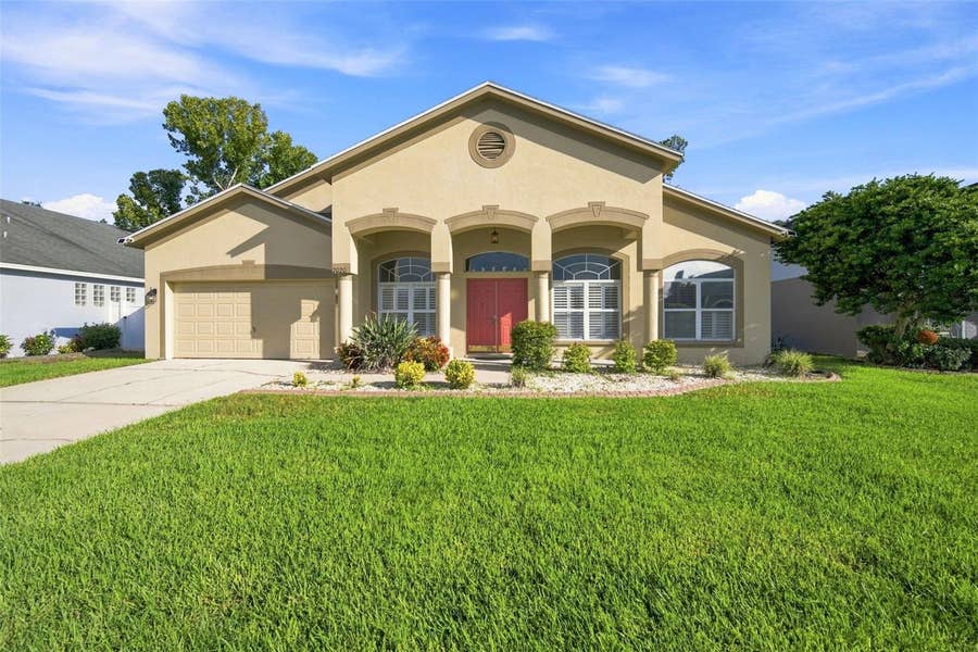 Property photo for 2020 ALAFIA OAKS DRIVE, Valrico, FL