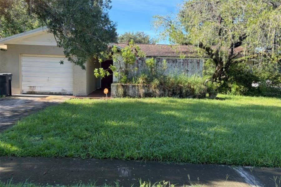 Property photo for 5216 LANDSMAN AVENUE, Tampa, FL