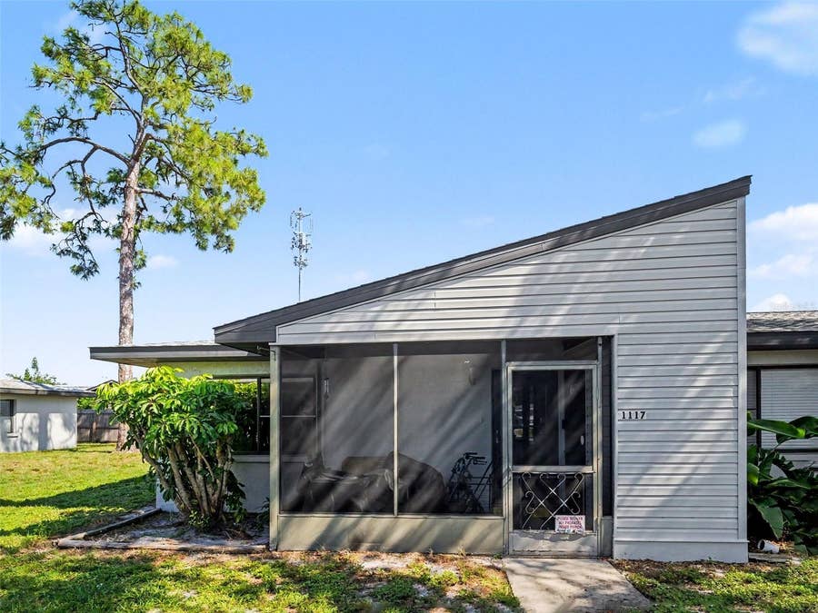Property photo for 1117 68TH AVENUE DRIVE W, Bradenton, FL