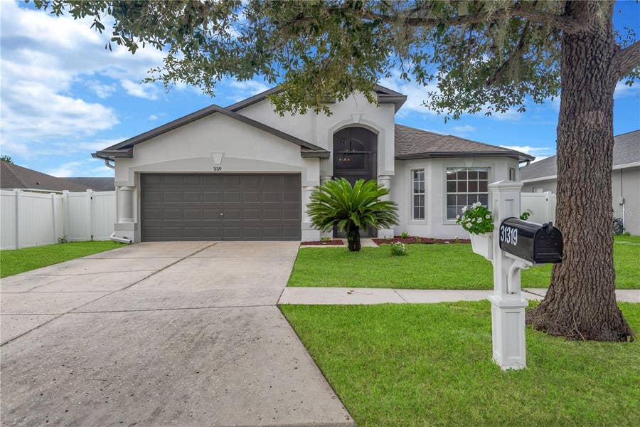 Property photo for 31319 GOLDEN GATE DRIVE, Wesley Chapel, FL