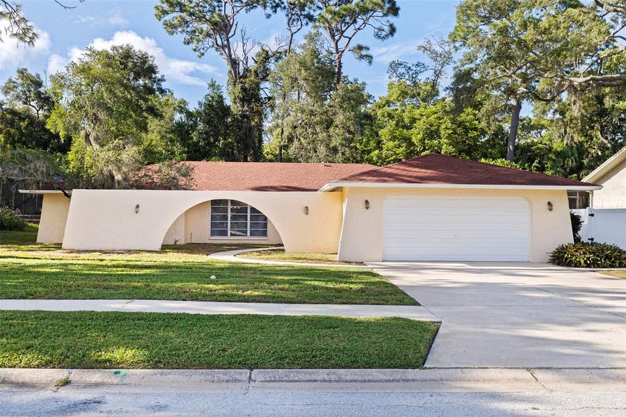 Property photo for 1374 INDIAN TRAIL N, Palm Harbor, FL