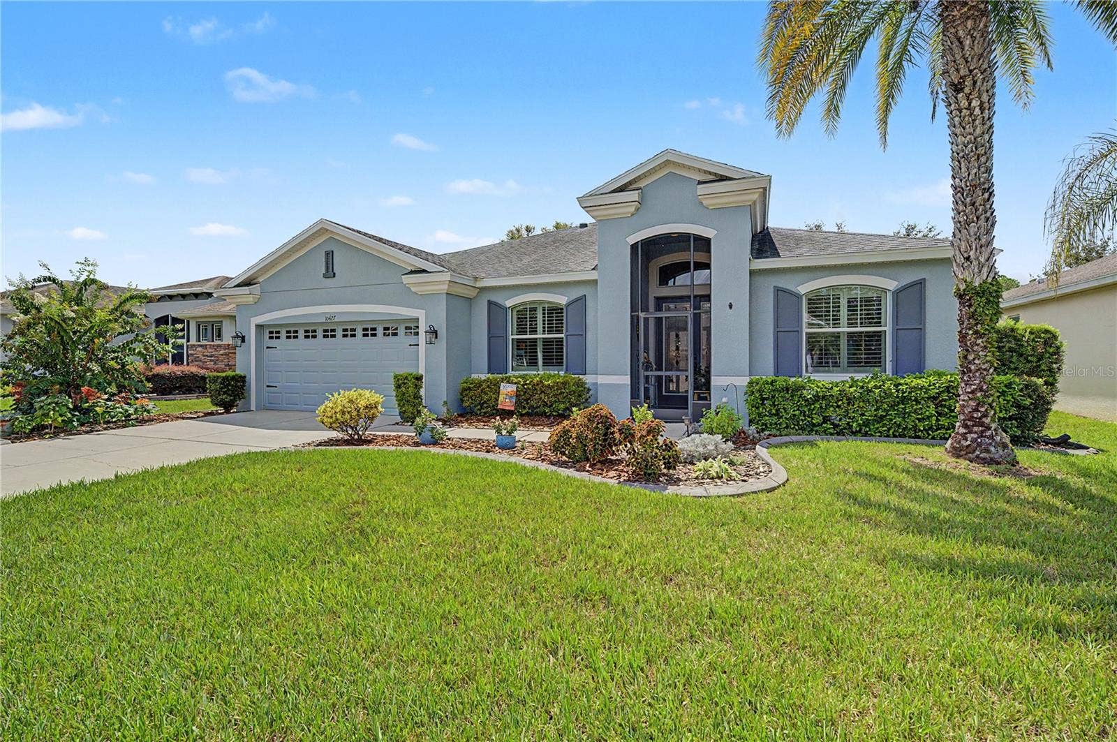 10427 HYANNISPORT LOOP, San Antonio, FL 33576 Lush Lawn welcomes you home!