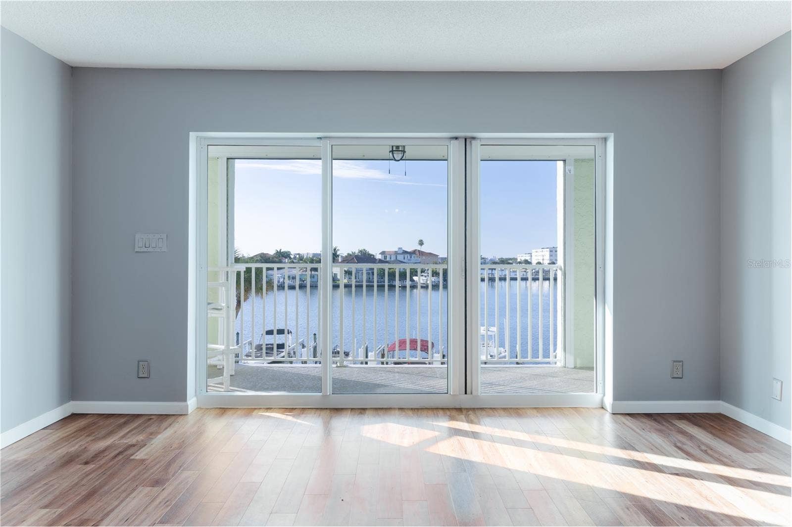 400 64TH AVENUE, #305, St Pete Beach, FL 33706 400 64TH AVENUE, #305, St Pete Beach, FL 33706