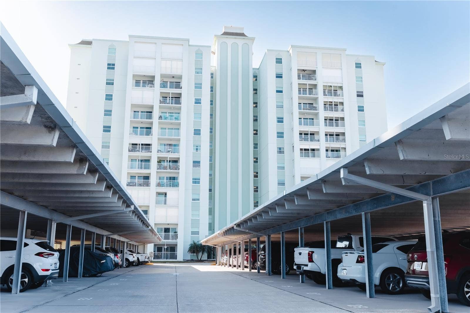 400 64TH AVENUE, #305, St Pete Beach, FL 33706 400 64TH AVENUE, #305, St Pete Beach, FL 33706