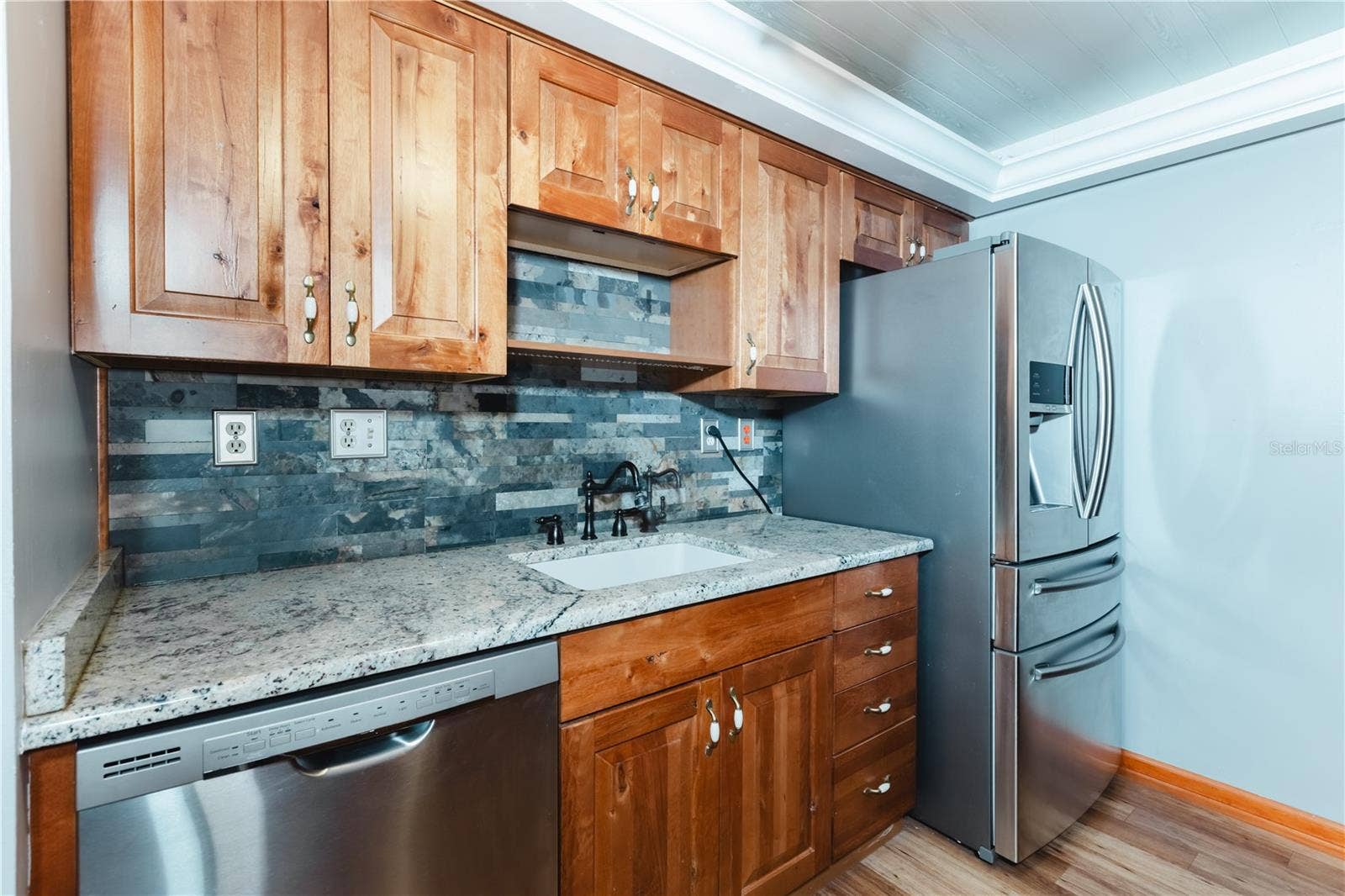 400 64TH AVENUE, #305, St Pete Beach, FL 33706 400 64TH AVENUE, #305, St Pete Beach, FL 33706