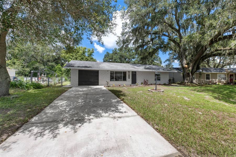 Property photo for 39528 MEADOWOOD LOOP, Zephyrhills, FL