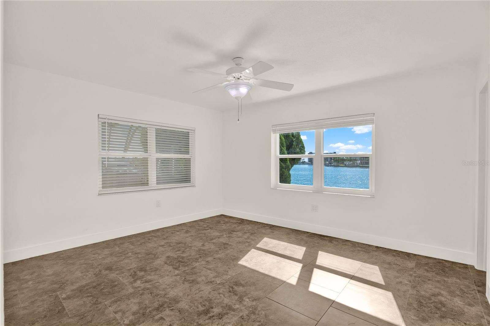 283 104TH AVENUE, #106, Treasure Island, FL 33706 Primary Bedroom