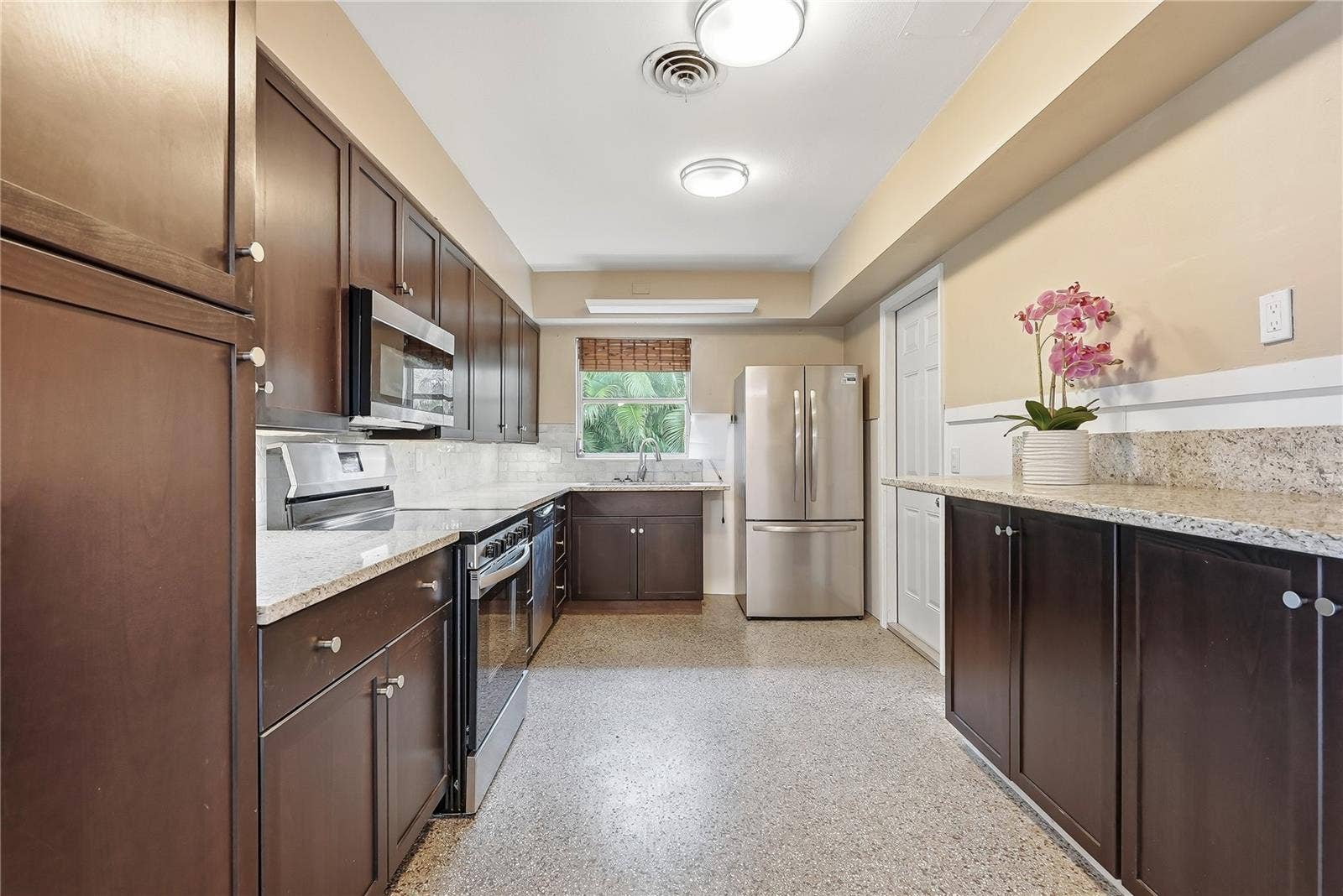 3860 BELLE VISTA E, St Pete Beach, FL 33706 3860 BELLE VISTA E, St Pete Beach, FL 33706