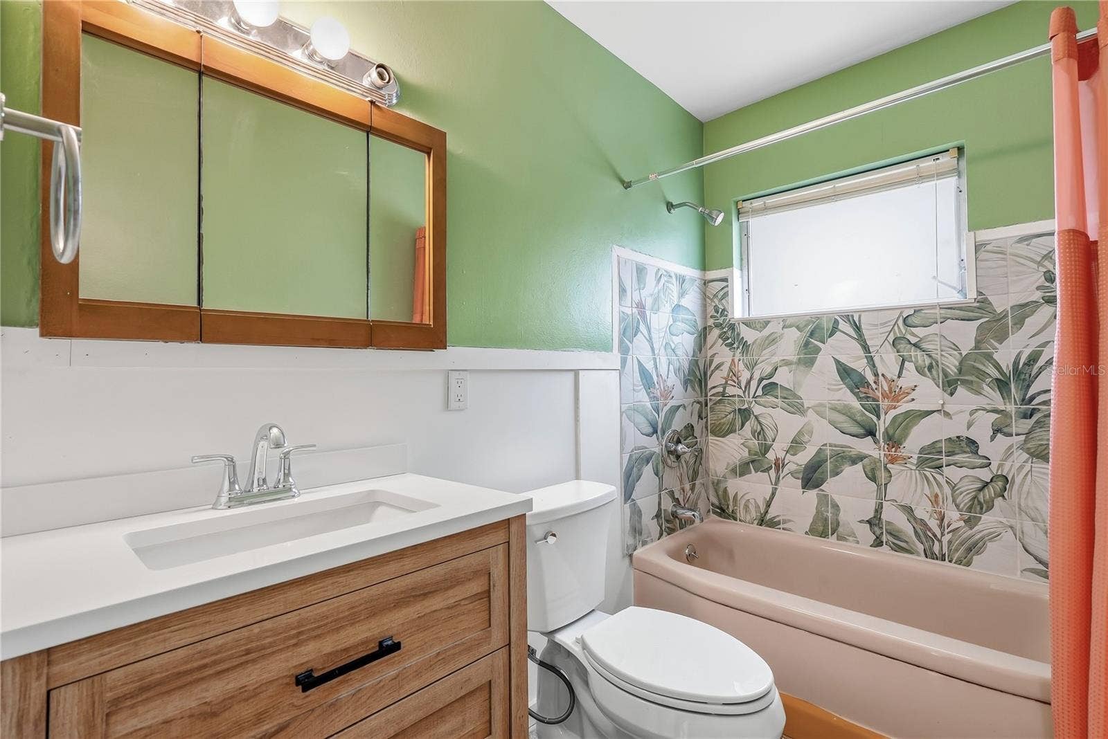 3860 BELLE VISTA E, St Pete Beach, FL 33706 3860 BELLE VISTA E, St Pete Beach, FL 33706