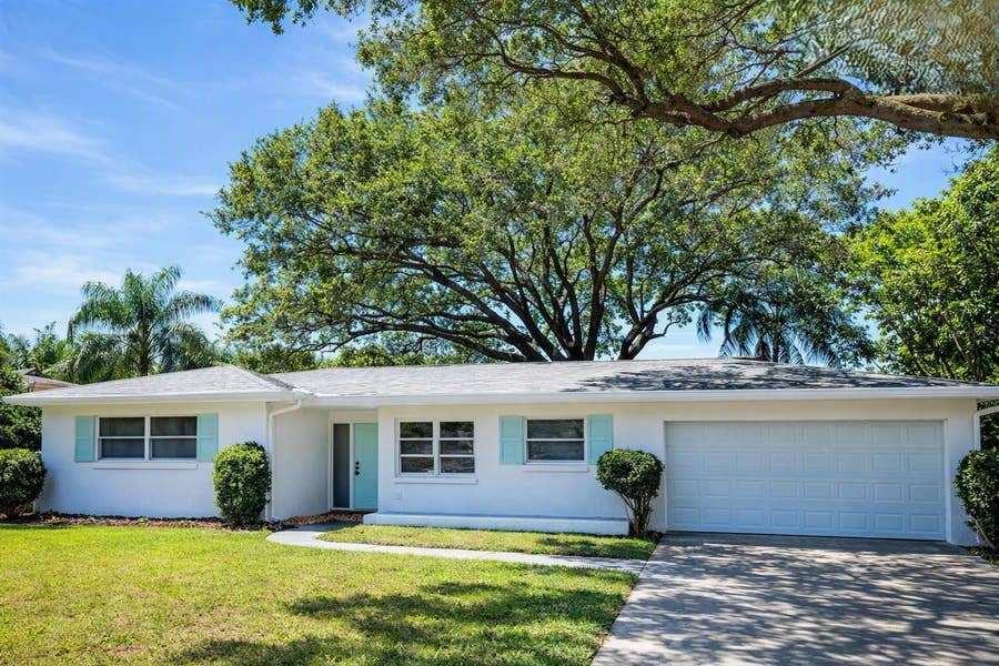 Property photo for 1512 PICARDY CIRCLE, Clearwater, FL